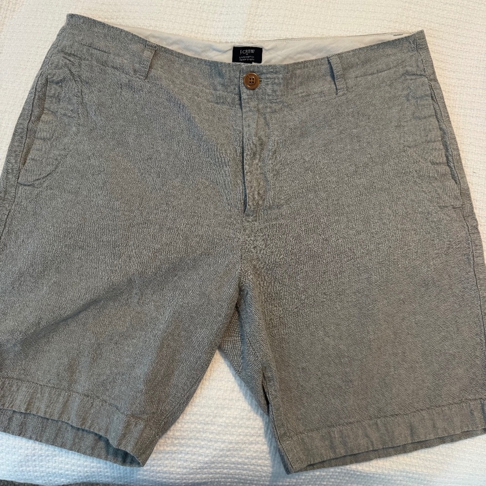 Men's Gray Shorts